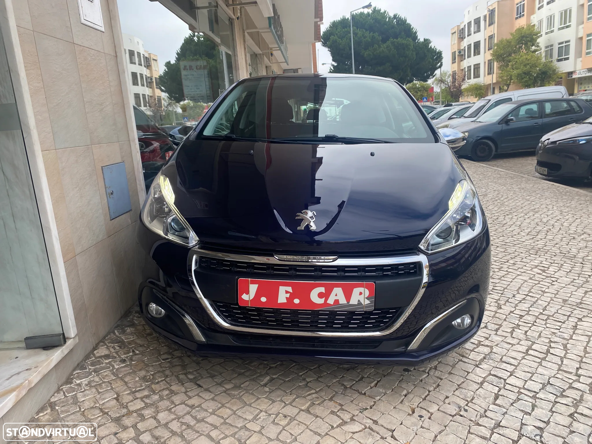 Peugeot 208 1.2 PureTech GT Line - 14