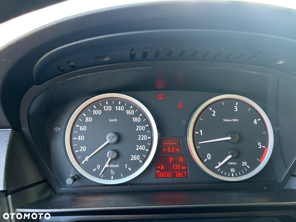BMW Seria 5 530d - 11