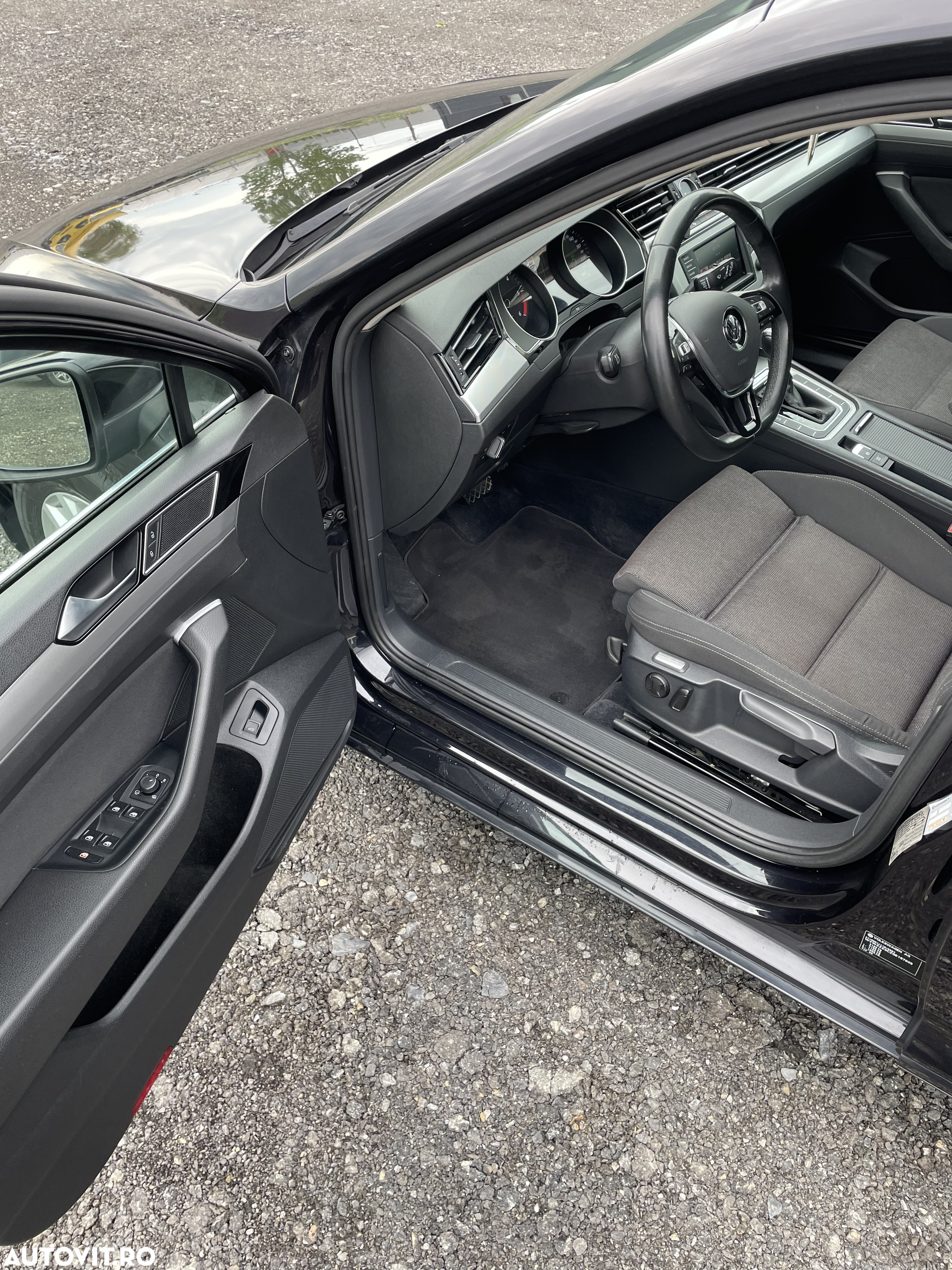 Volkswagen Passat Variant 2.0 TDI DSG (BlueMotion Technology) Comfortline - 8