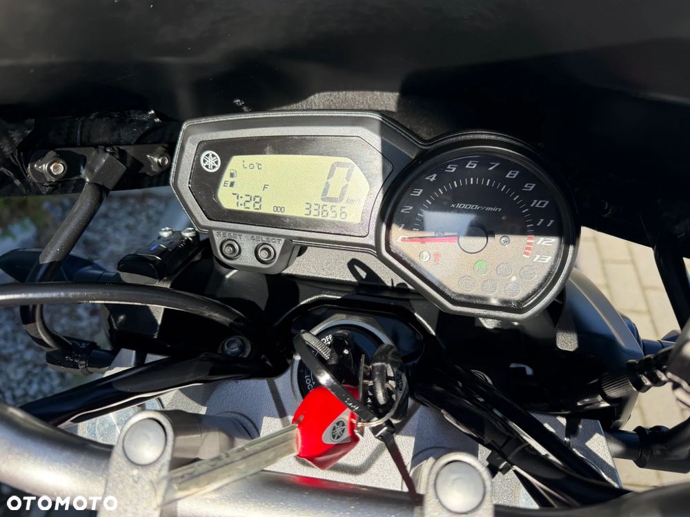Yamaha XJ - 24