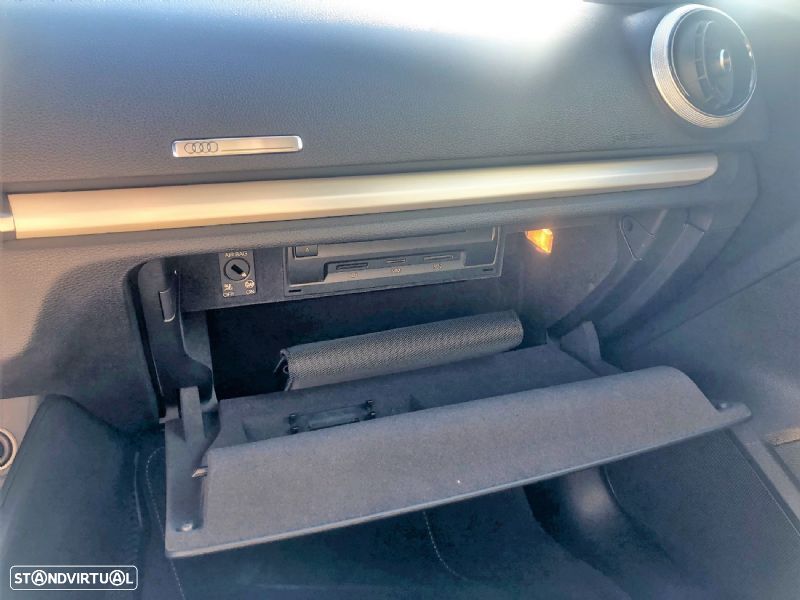 Audi A3 Sportback 1.6 TDI S-line S tronic - 22