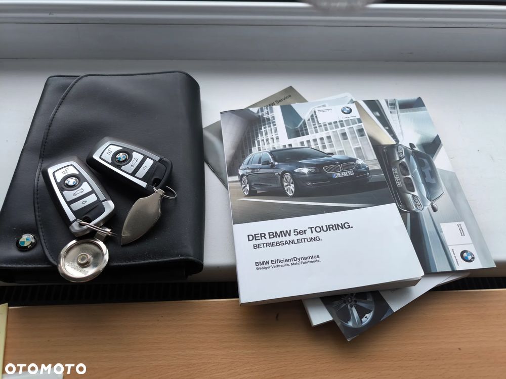 BMW Seria 5 520d - 27