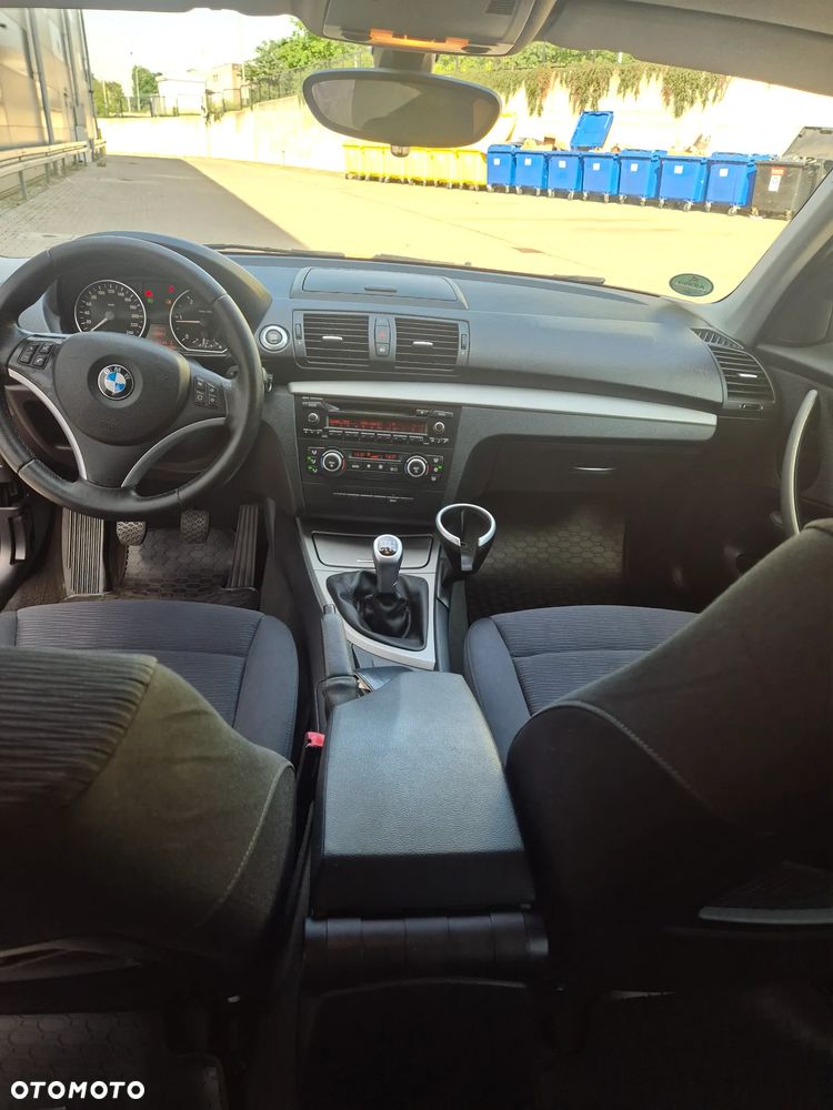 BMW Seria 1 118d - 9