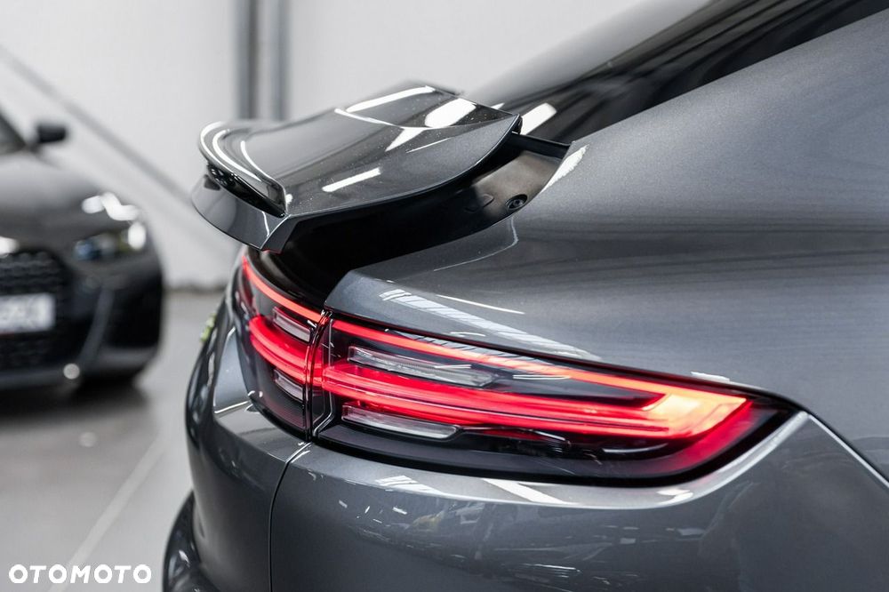 Porsche Cayenne - 21