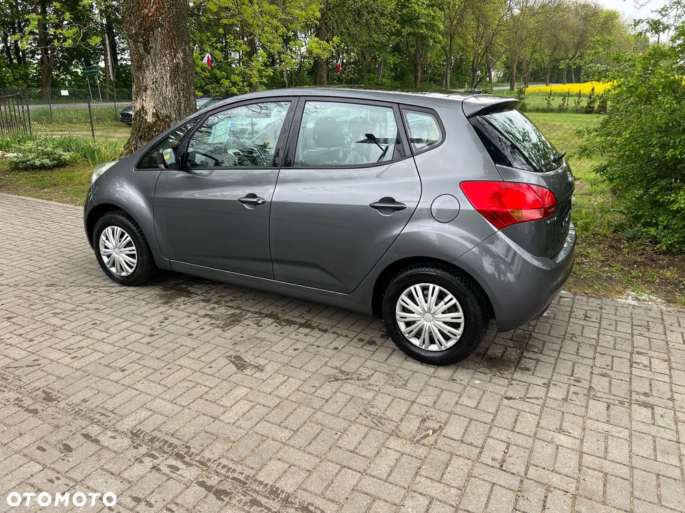 Kia Venga 1.4 CVVT Attract - 11