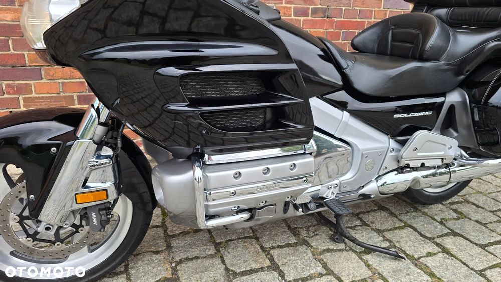Honda GL - 8