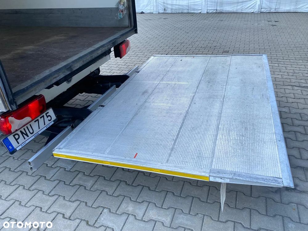 Volkswagen CRAFTER - 24