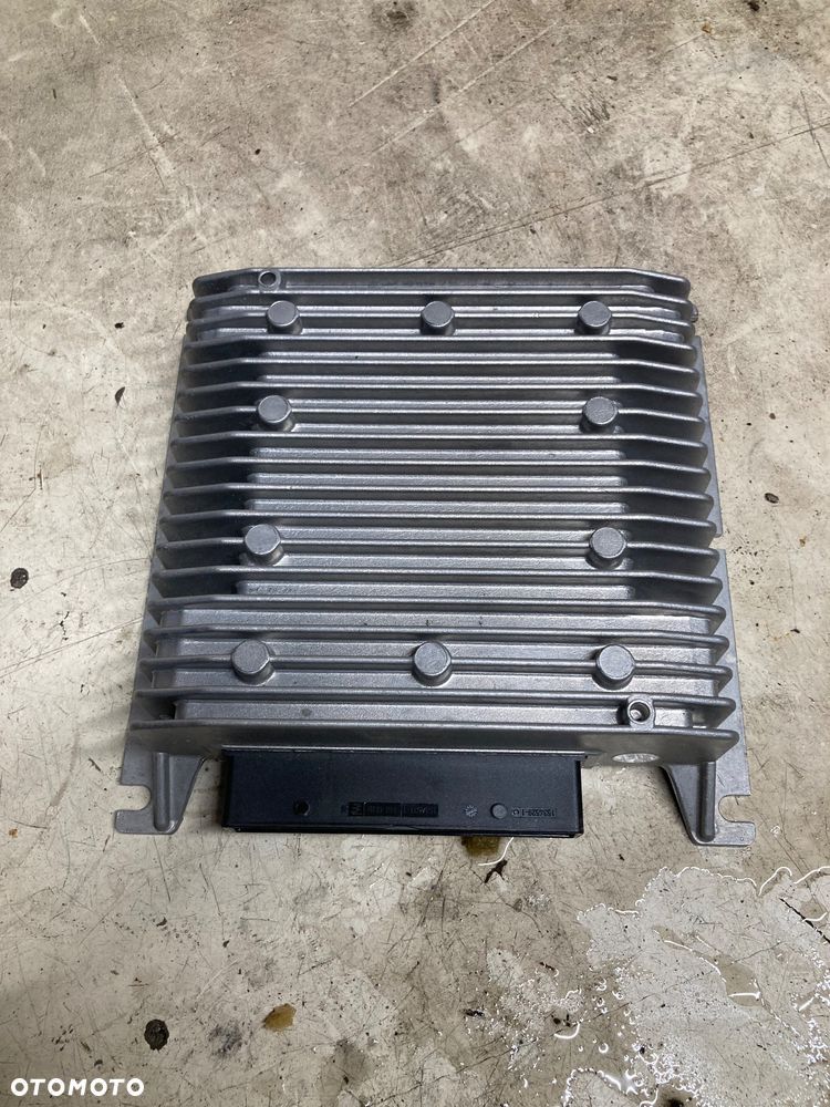 SEAT AUDI VW WZMACNIACZ 5Q6035456