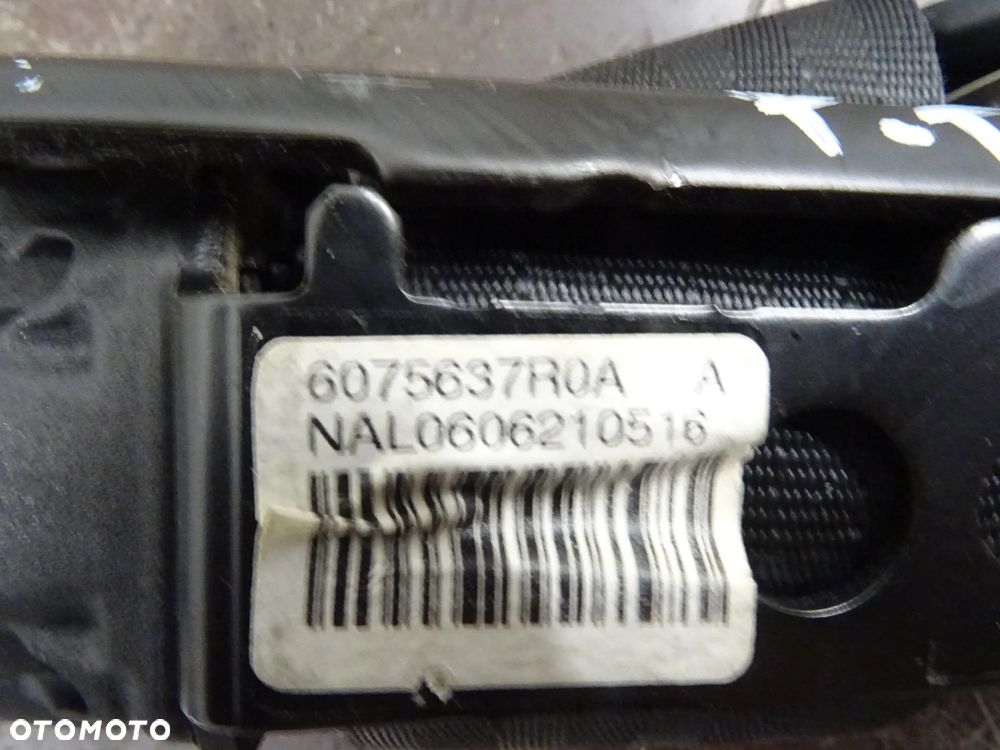 VOLVO XC70 01-07 2.5T 210KM DESKA ROZDZIELCZA - 17