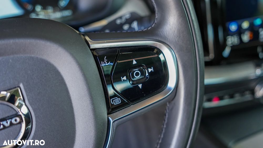 Volvo XC 60 T8 Twin Engine AWD Inscription - 16