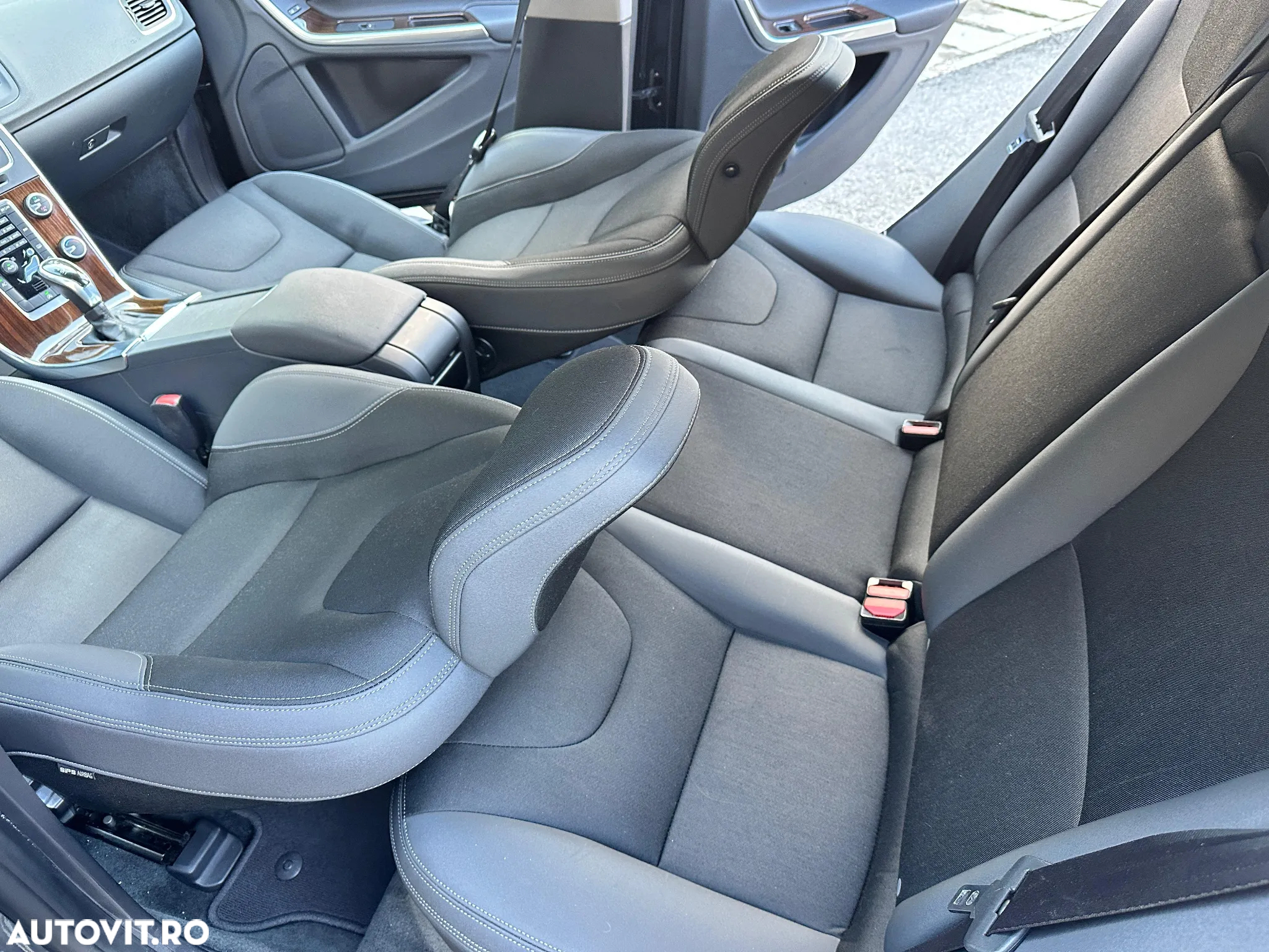 Volvo V60 D2 Geartronic Powershift Momentum - 10
