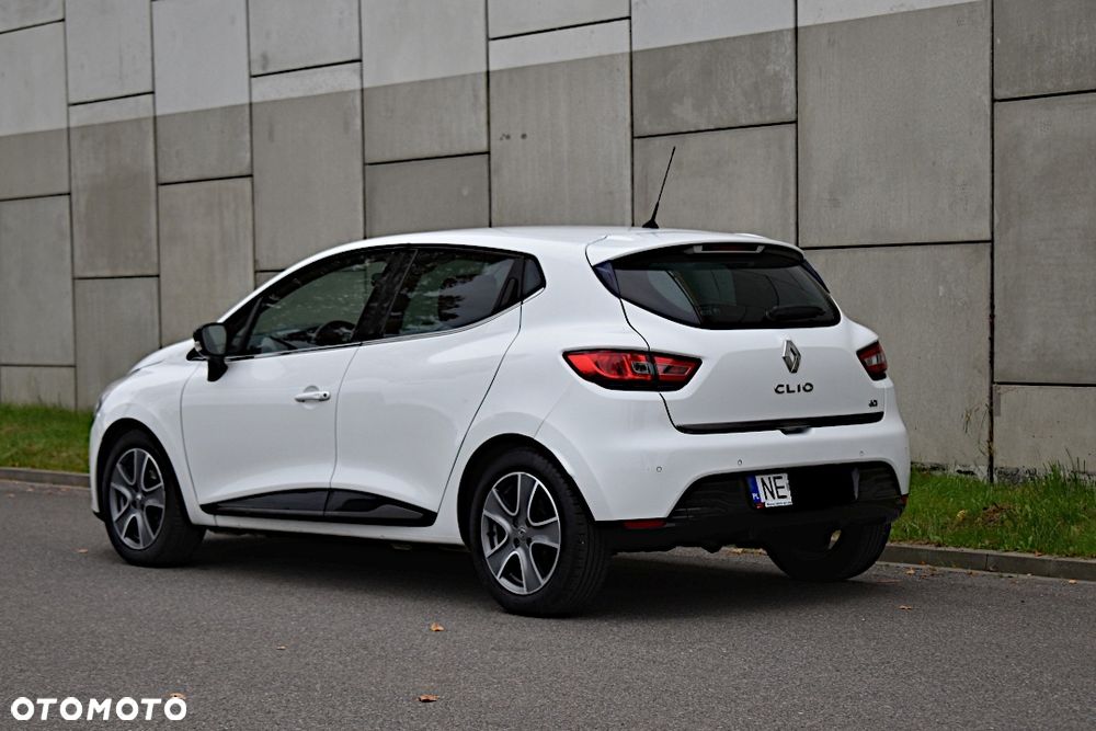 Renault Clio - 17