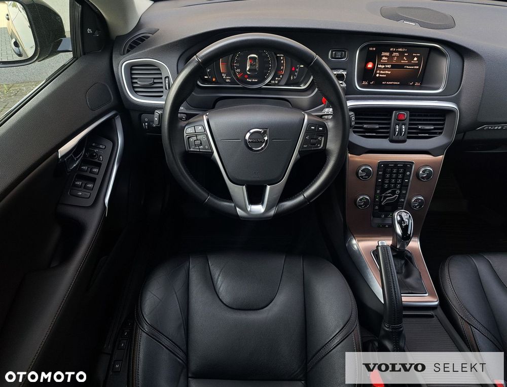 Volvo V40 - 13