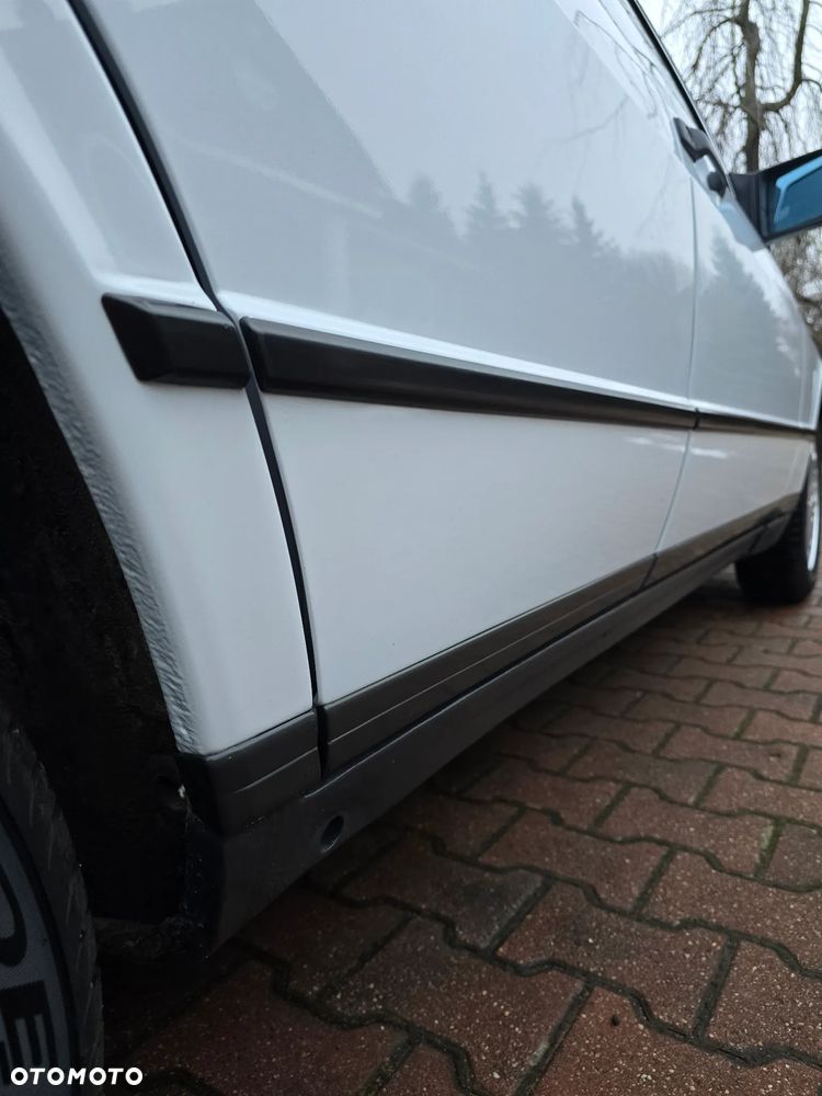 Mercedes-Benz W201 (190) - 41