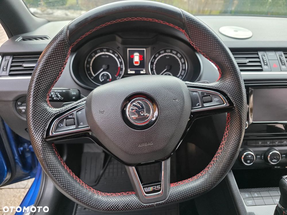 Skoda Octavia 2.0 TDI DSG RS - 16