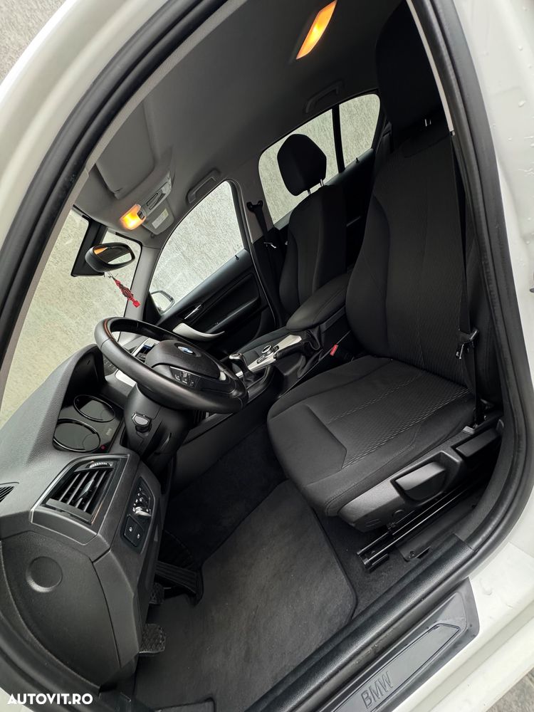 BMW Seria 1 - 13