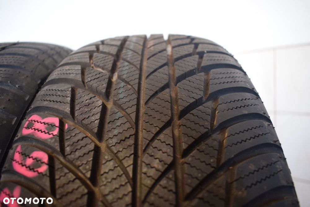 R17 205/60 Bridgestone Blizzak LM001 - 3