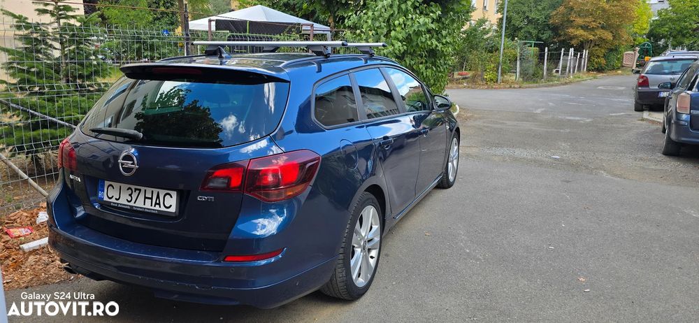 Opel Astra 2.0 CDTI - 17