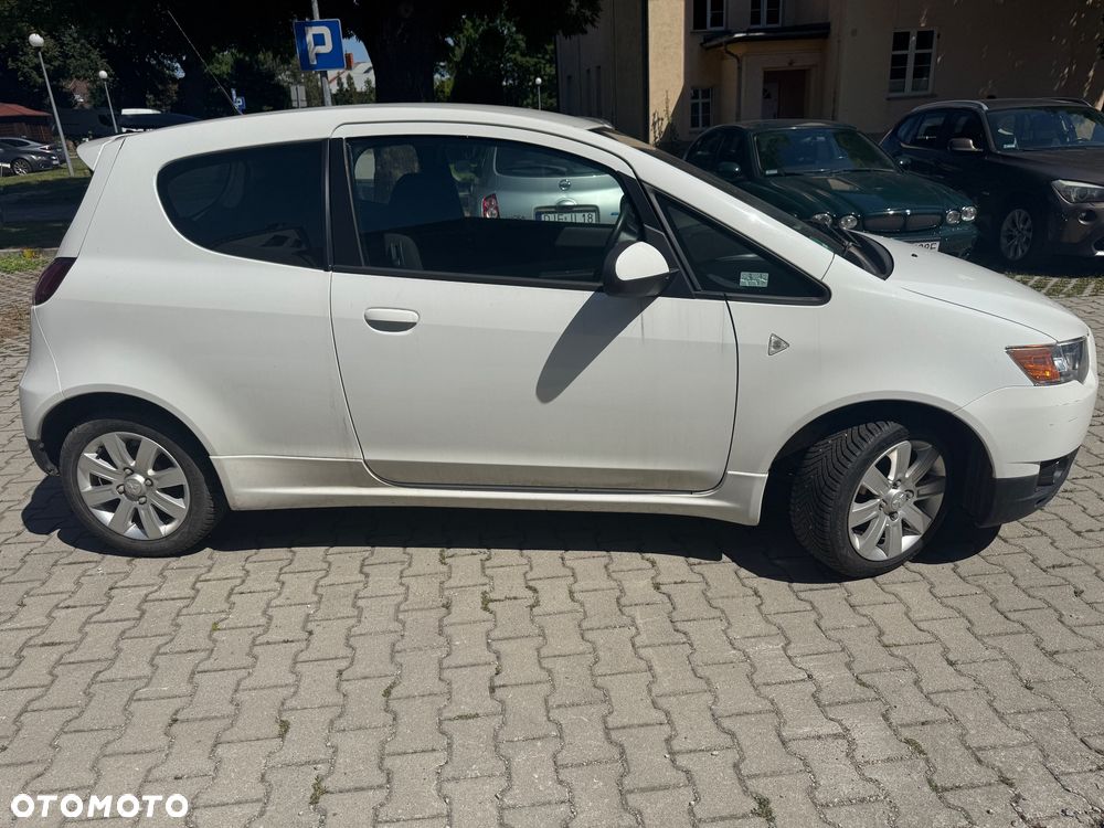 Mitsubishi Colt 1.1 - 4