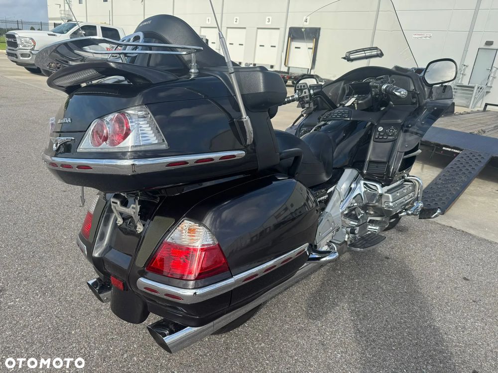 Honda GL - 36