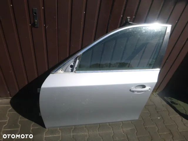 DRZWI LEWY PRZÓD LEWE PRZEDNIE BMW E60 - 13