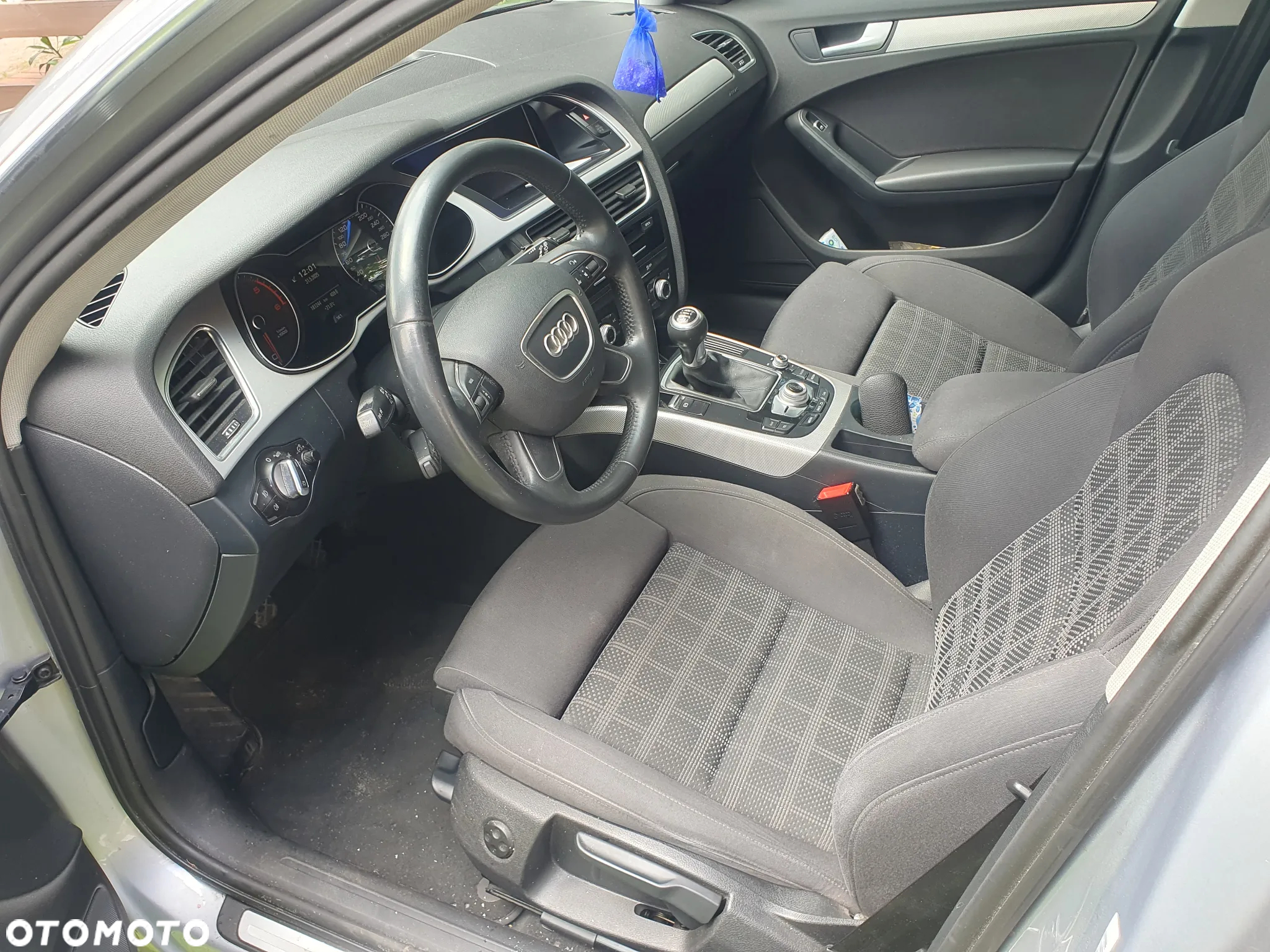 Audi A4 Avant 2.0 TDI - 12