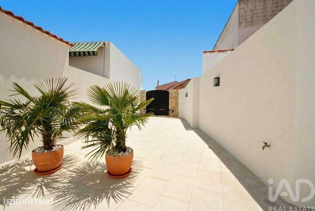 Moradia geminada T4 em Alcantarilha e Pêra de 265,8 m2 - Grande imagem: 4/37