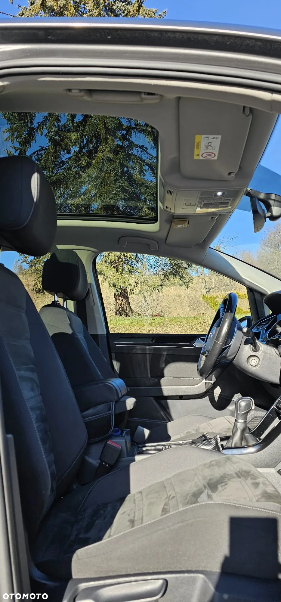 Volkswagen Touran - 13
