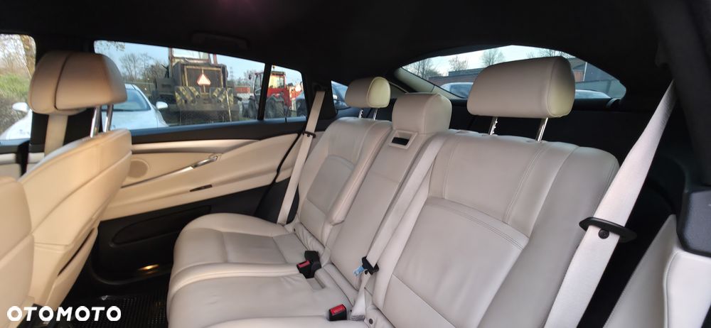 BMW 5GT 535d xDrive - 13