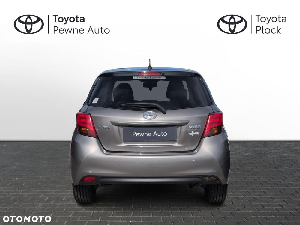 Toyota Yaris 1.33 Selection Platinum - 4