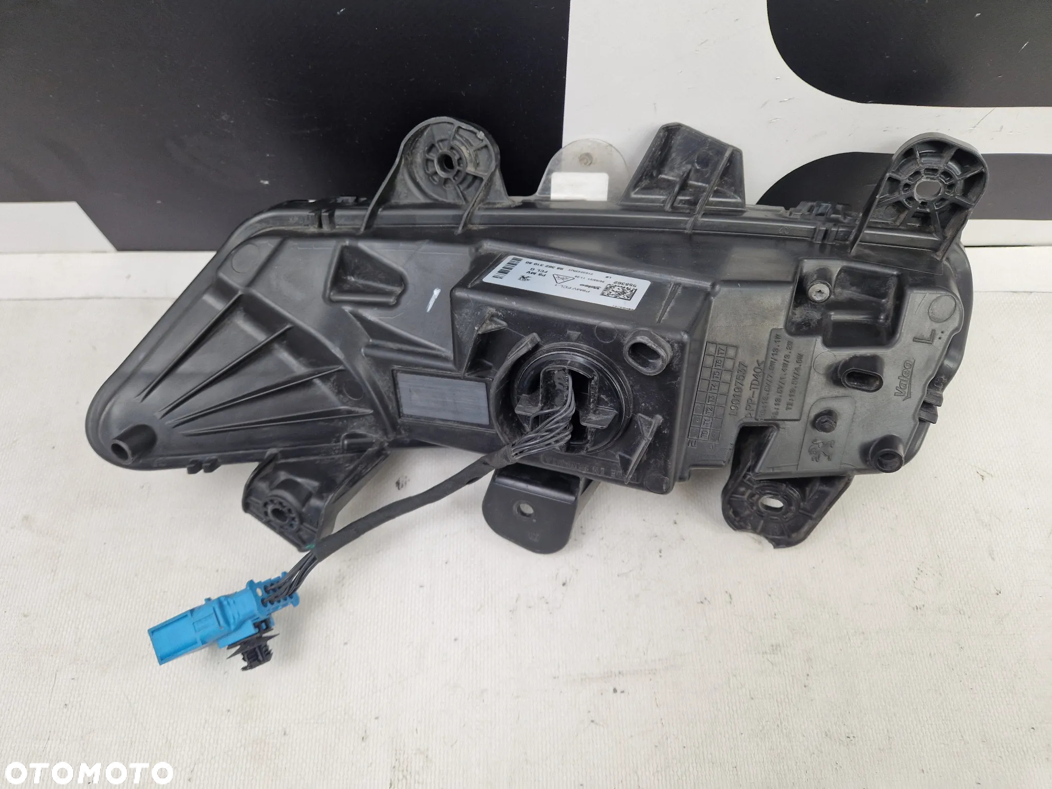 Halogen lewy LED DRL Peugeot 3008 5008 II LIFT FL - 6