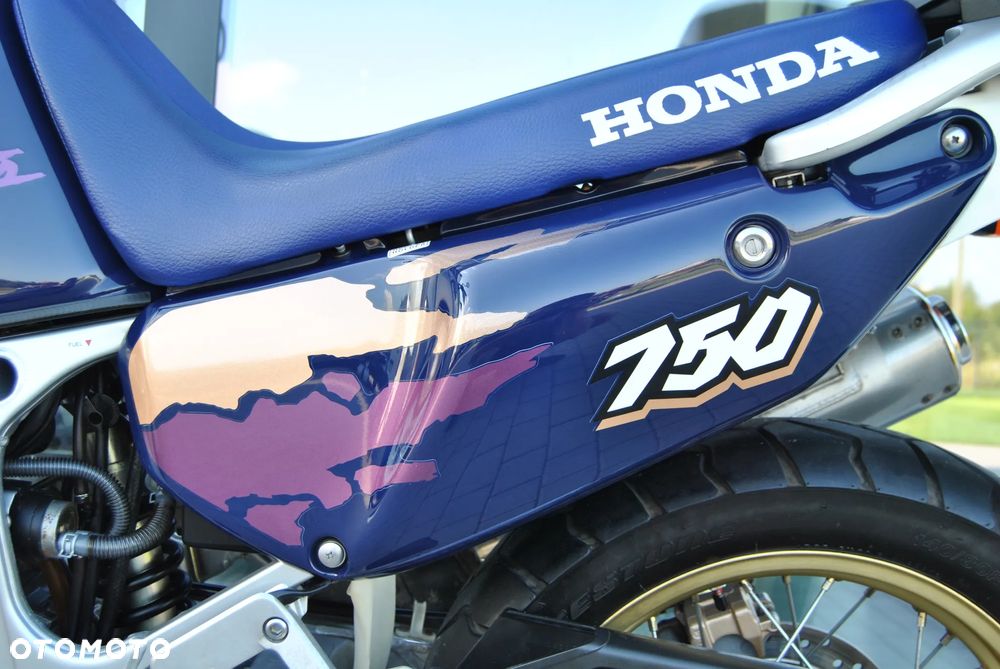Honda XRV - 28