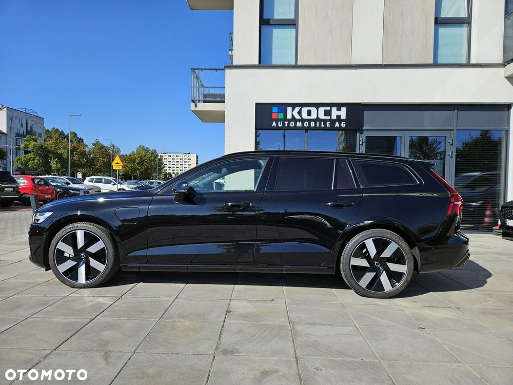Volvo V60 T8 AWD Plug-In Hybrid Ultra Dark - 3