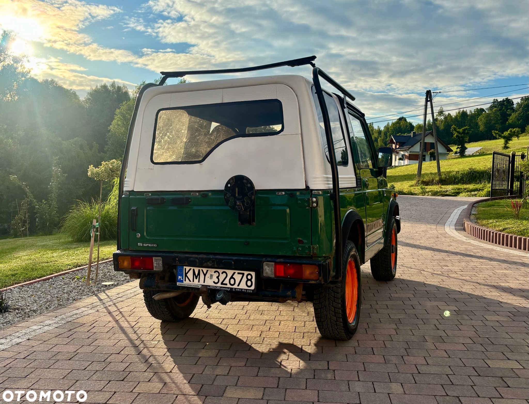Suzuki SJ - 14