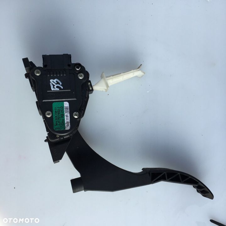 PEDAŁ POTENCJOMETR GAZU VW GOLF BORA A3 1J1721503J - 1