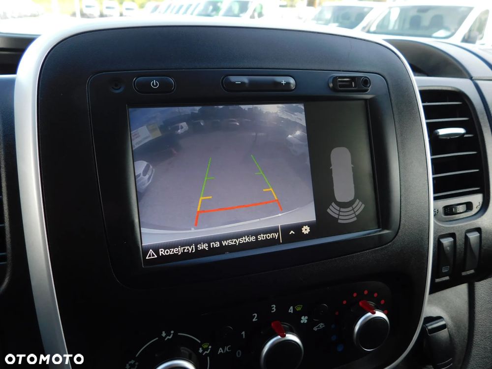 Renault Trafic - 8