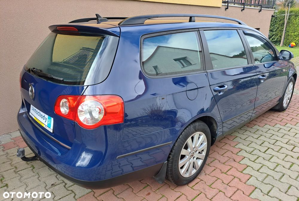 Volkswagen Passat - 18