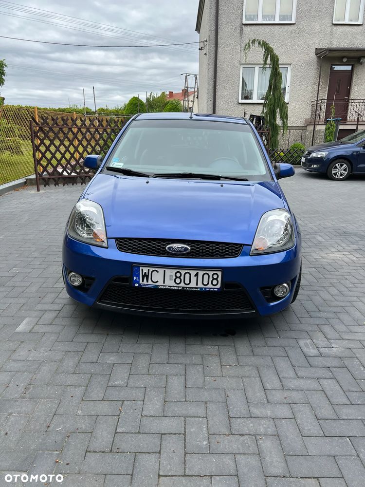 Ford Fiesta - 9