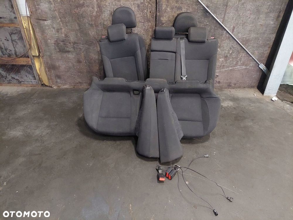 FOTELE KOMPLET LEWY PRAWY KANAPA TYŁ OPEL INSIGNIA A - 1