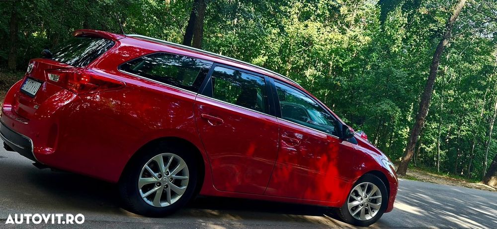 Toyota Auris 2.0 D-4D Comfort - 5