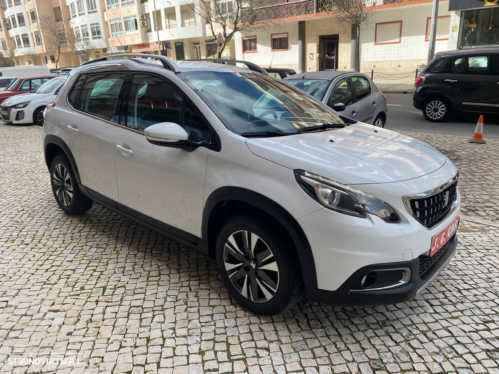 Peugeot 2008 PureTech 110 Stop&Start Allure - 18