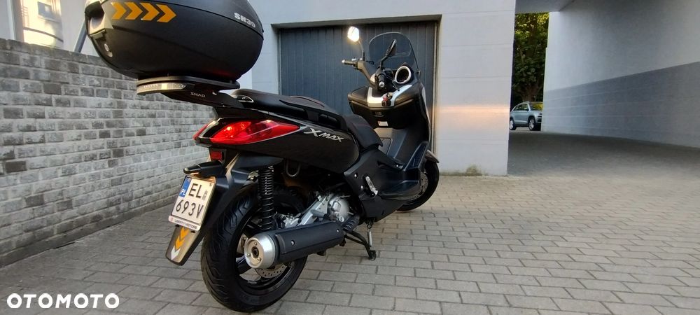 Yamaha X-max - 5