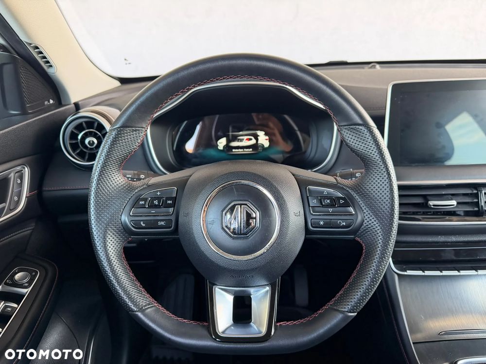 MG HS 1.5 T-GDI Excite DCT - 14