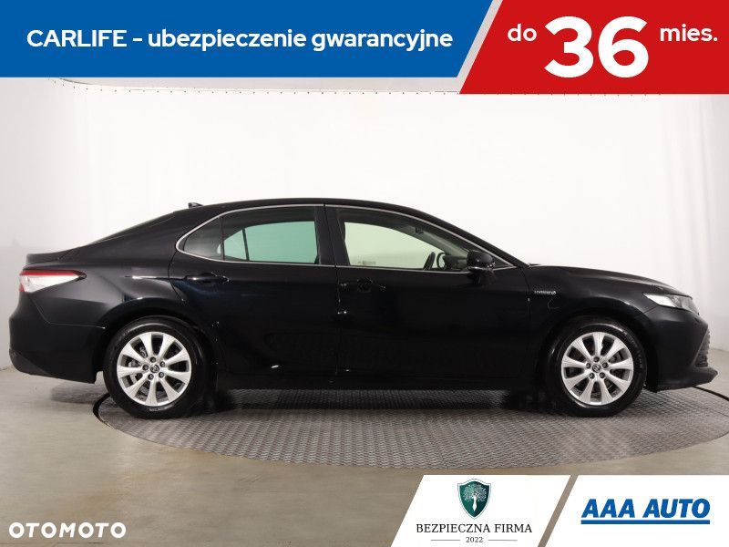 Toyota Camry - 8