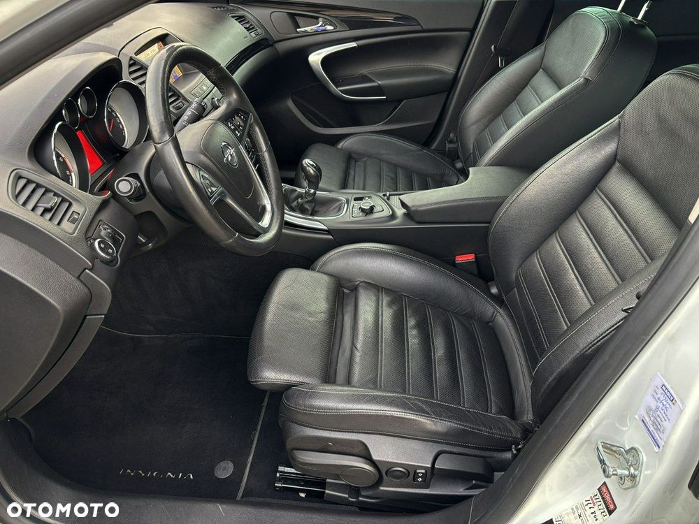Opel Insignia 2.0 CDTI Cosmo - 13