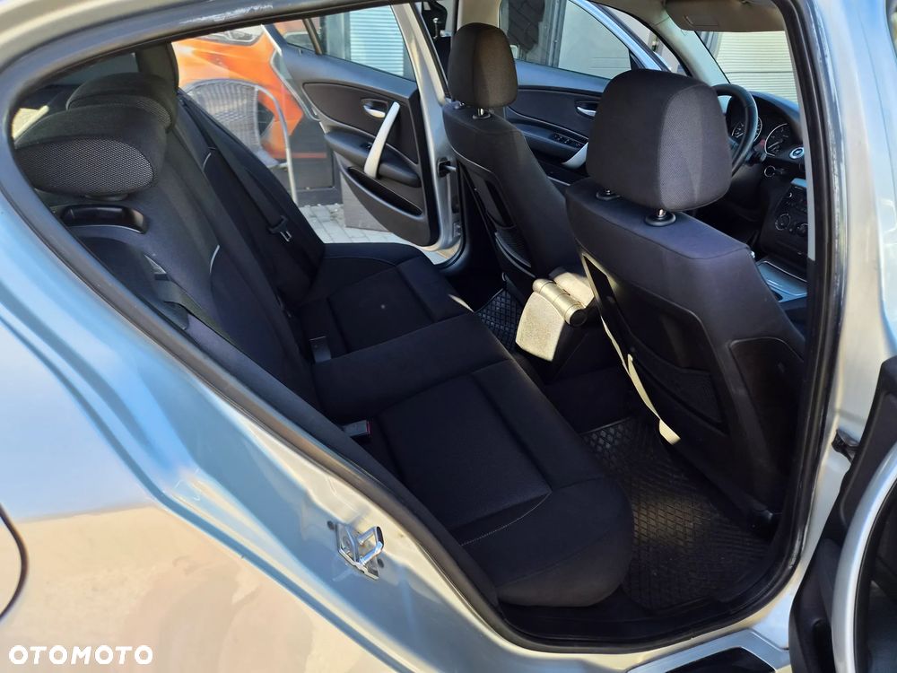 BMW Seria 1 - 15
