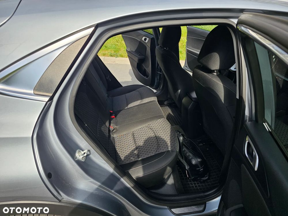 Kia XCeed 1.4 T-GDI L Business Line - 13