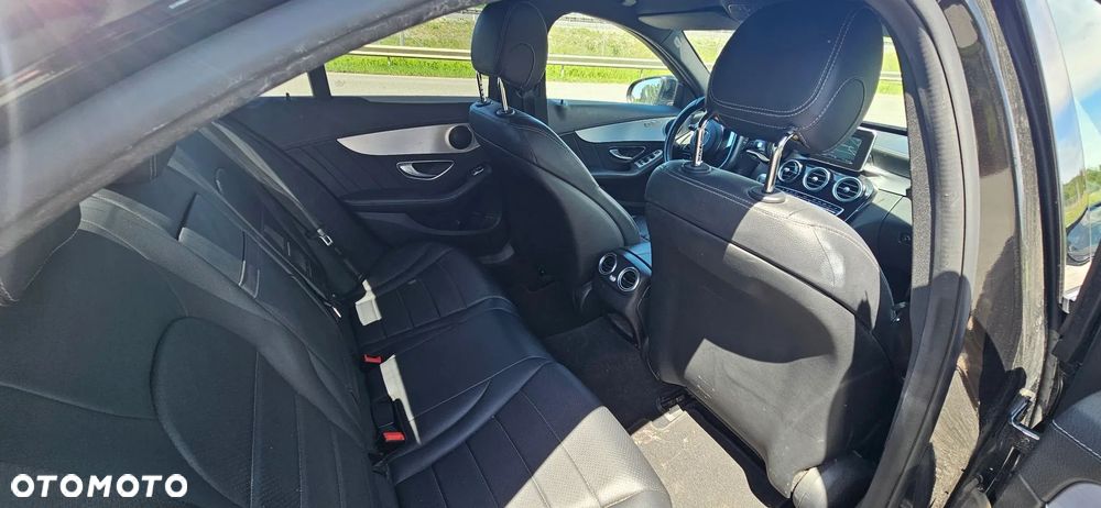 Mercedes-Benz Klasa C 200 4-Matic 9G-TRONIC - 13