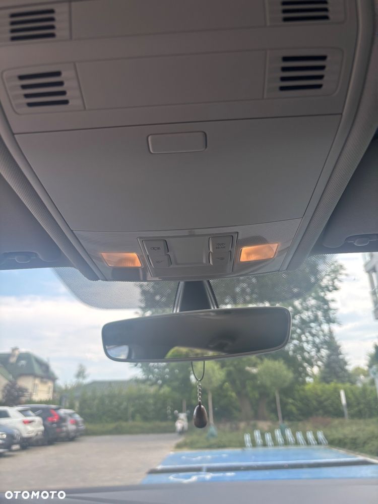 Volkswagen Golf 1.0 TSI Comfortline - 9