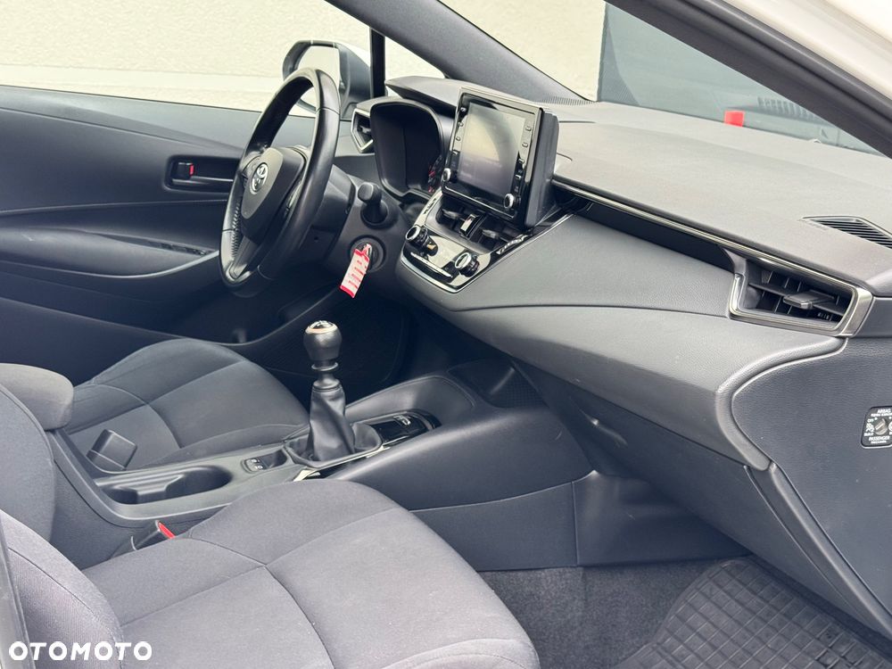 Toyota Corolla 1.2 T Comfort - 23
